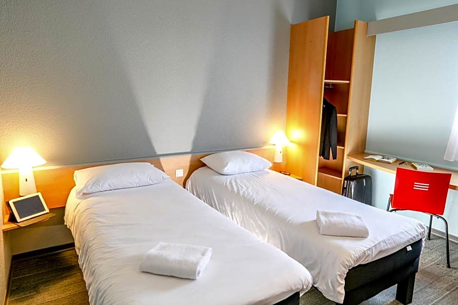 ibis Orange Sud