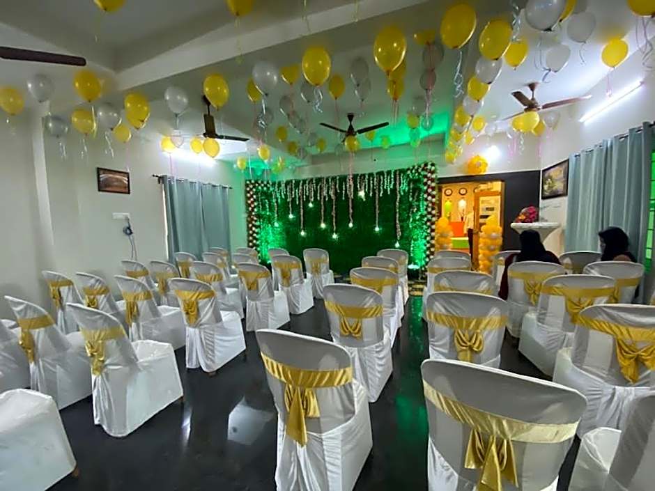 Hotel AKSHITH Inn