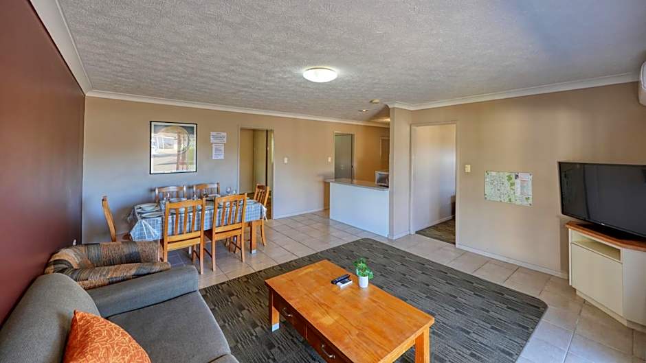 James Street Motor Inn