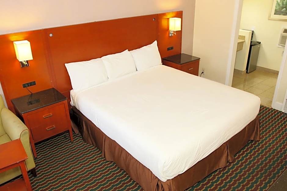 Town and Country Inn