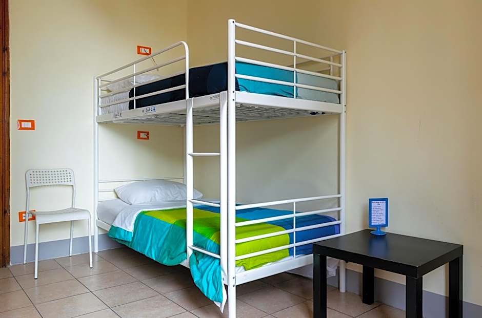 Hostel Pisa Tower