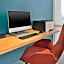 avid hotels - Detroit - Warren By IHG
