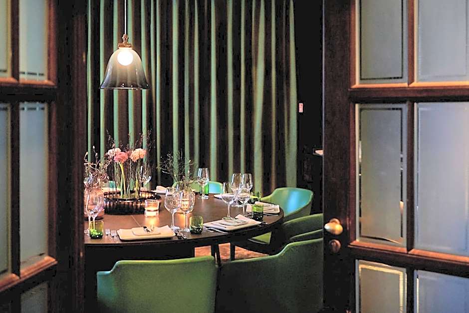 Gewandhaus Dresden, Autograph Collection by Marriott