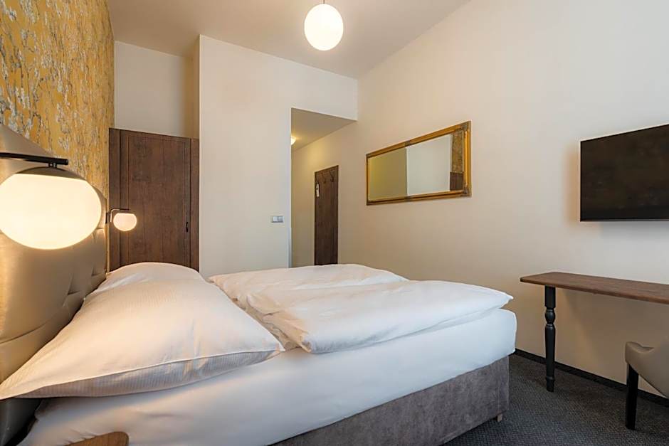EA Hotel Victoria