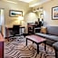 La Quinta Inn & Suites by Wyndham Sandusky