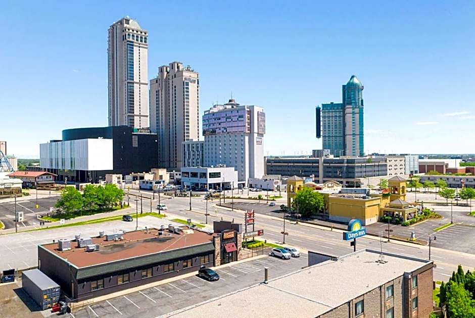 Days Inn by Wyndham Fallsview