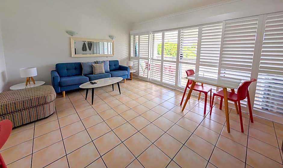 Noosa Parade Holiday Inn