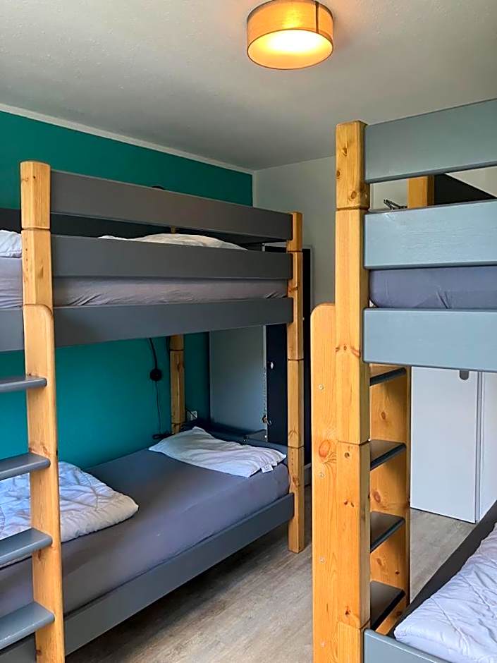 Flensbed Hotel & Hostel