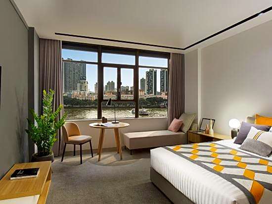 Lingju Chuangxiang Apartment