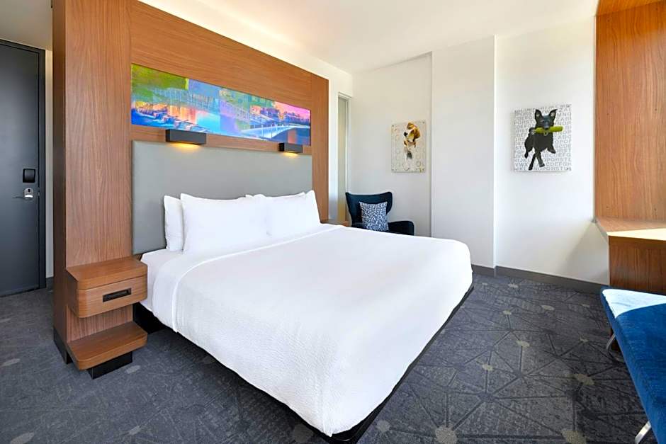 Aloft Greenville Downtown