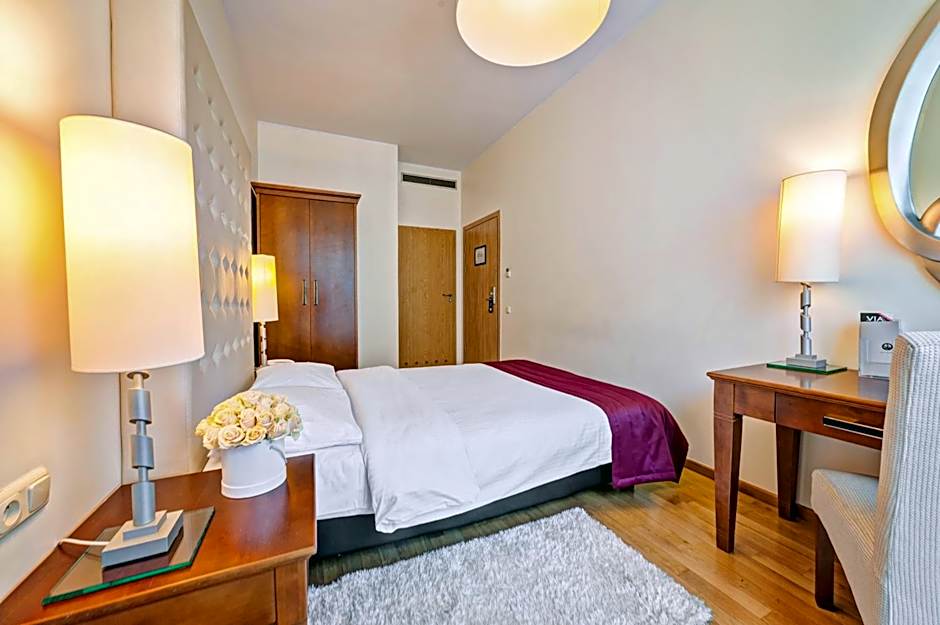 Don Prestige Residence