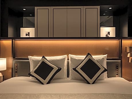 Espacio Suite Room 63sqm with free access to Espacio Lounge - Non-Smoking