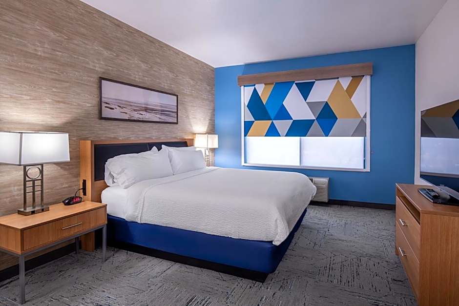 Holiday Inn Express & Suites Henderson By IHG