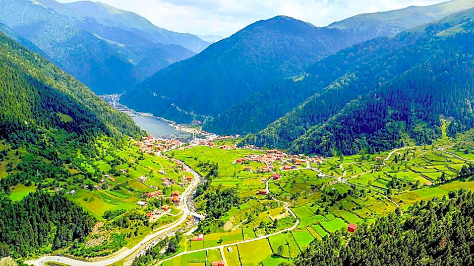 Golden Inn Hotel Uzungol