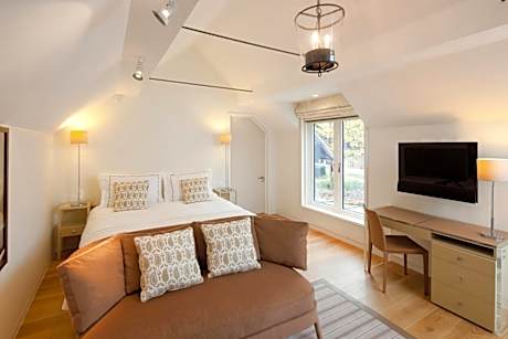 Deluxe King Room - Stable