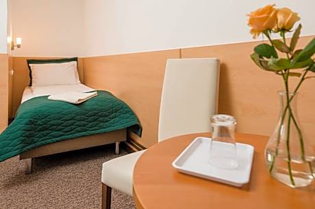 Twin Room with City View