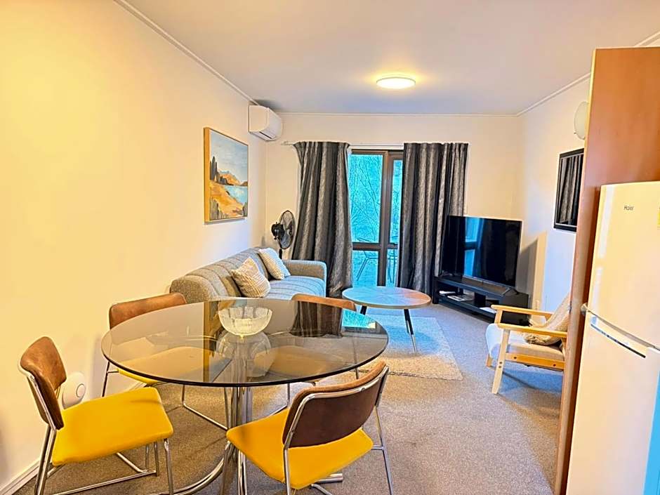 Amity Serviced Apartments