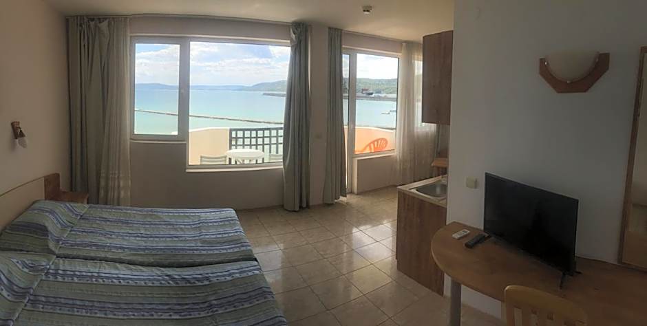 Hotel Oasis - Beach Access