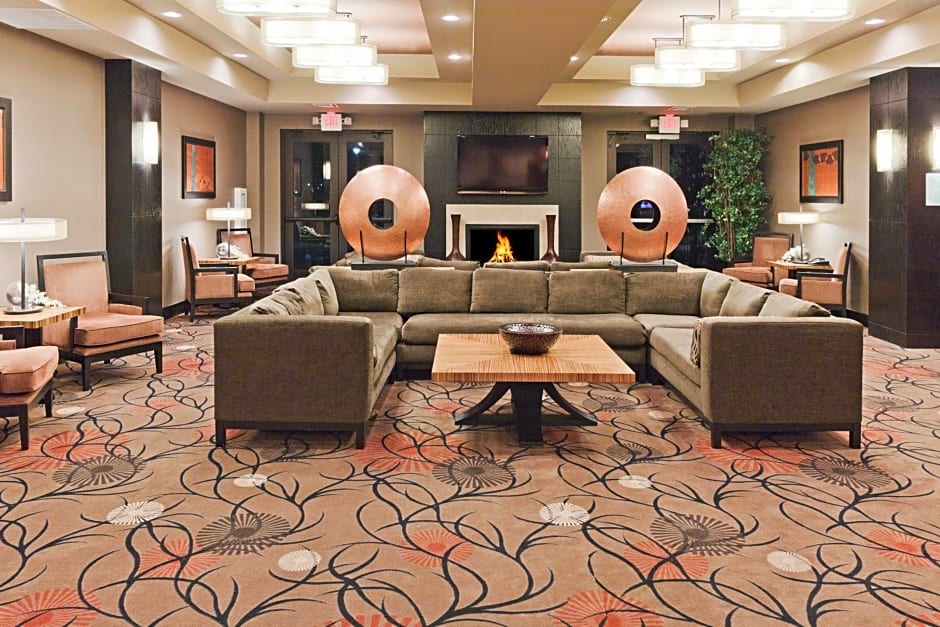 Holiday Inn Hotel & Suites Tulsa South, an IHG Hotel