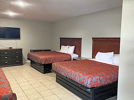 Triple Room with Bathroom