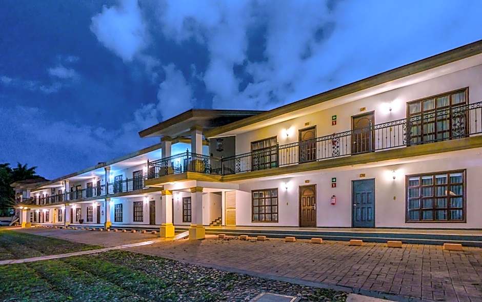 InHouse Select Hacienda Tres Rios