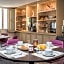 Logis Hôtel Restaurant Les 2 Rives - A75, en bordure de rivière