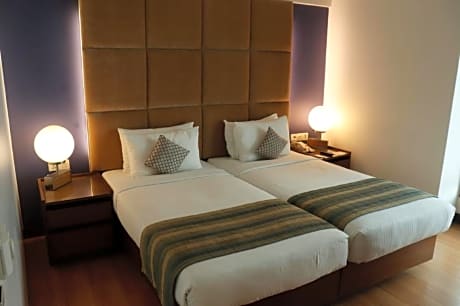 Premium Room with 10% Discount on Food & Laundry
