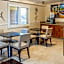Rodeway Inn & Suites Colton-Riverside