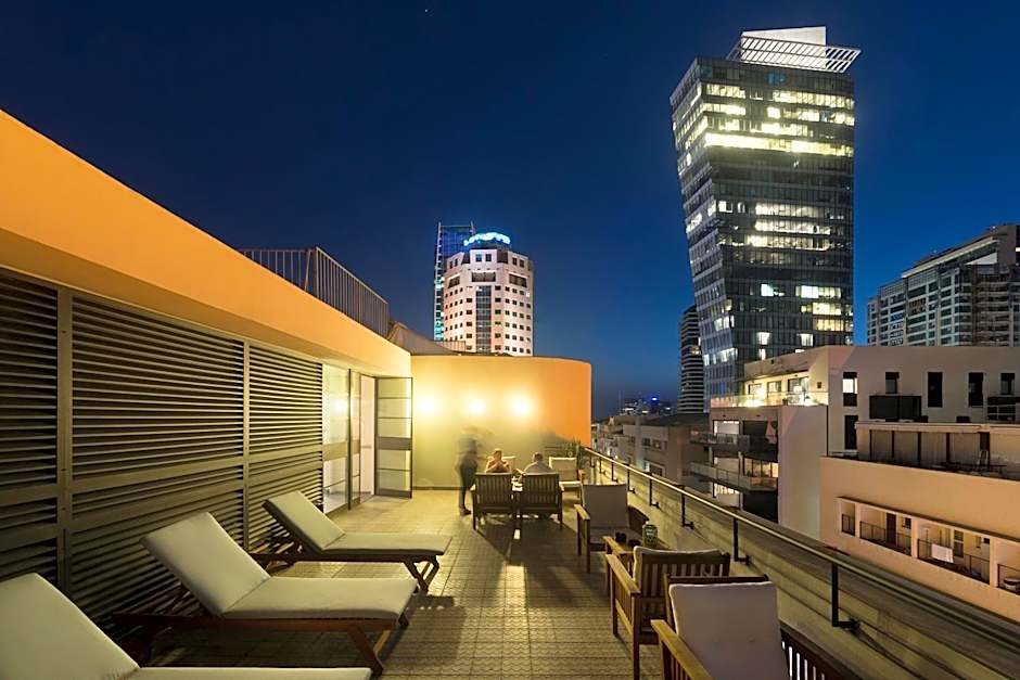 Lily & Bloom Boutique Hotel