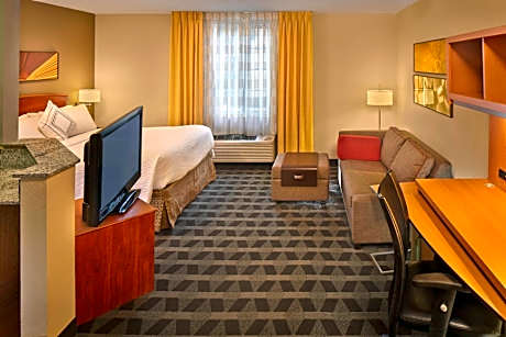 Queen Studio with Sofa Bed