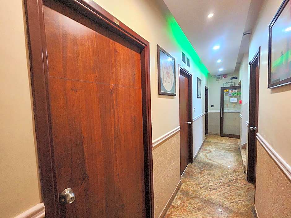 Bhammar's Inn - A Pure Vegetarian Hotel