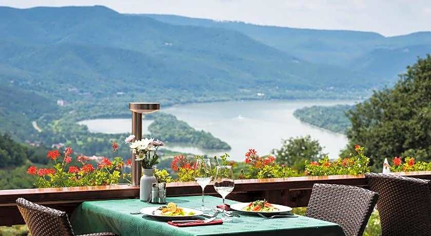 Silvanus Wellness and Conference Hotel