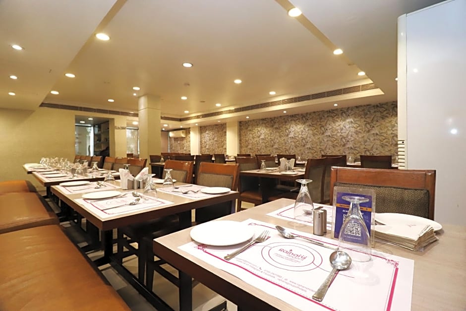 HOTEL RAJHANS REGENT, BHOPAL