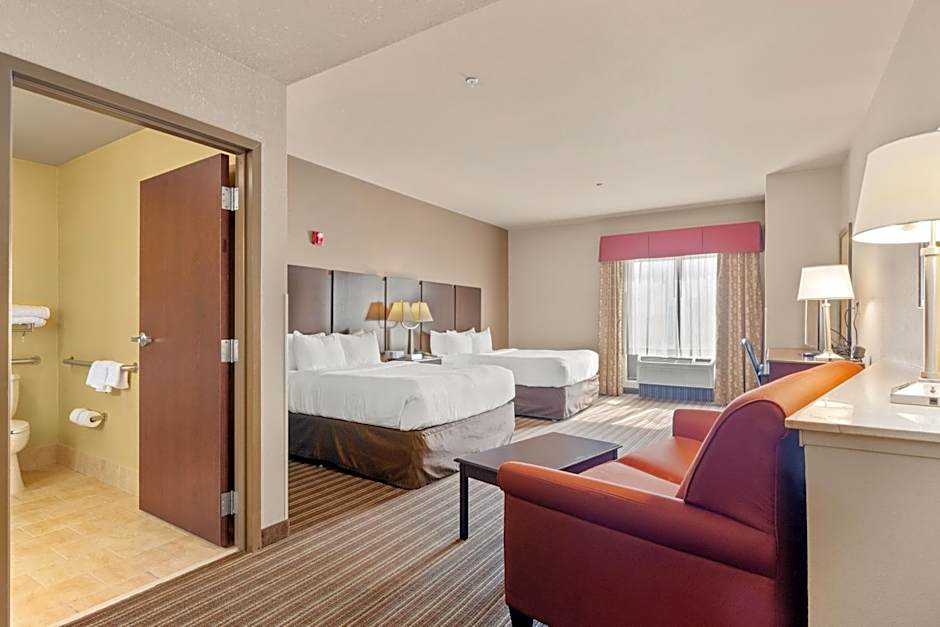 Portland Inn & Suites