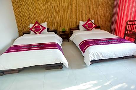 Deluxe Twin Room with Mountain and Valley View