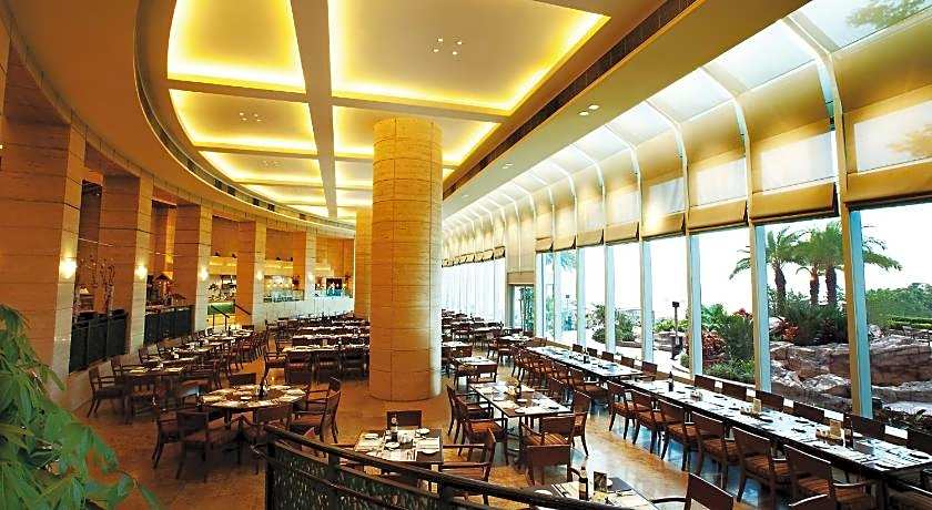 Harbour Plaza Metropolis