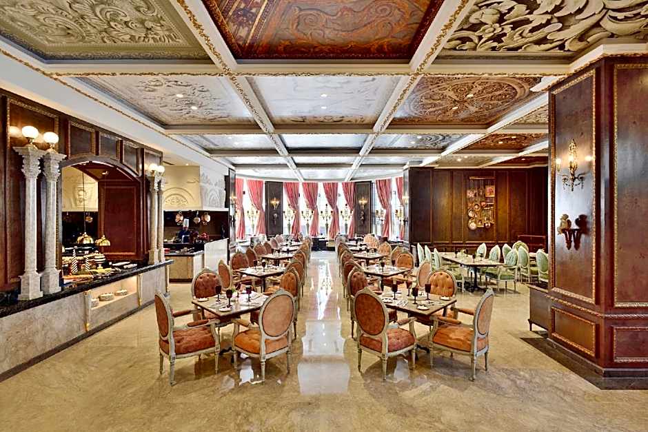 Radisson Blu MBD Hotel Noida