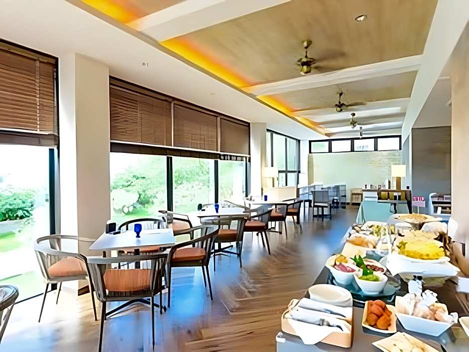 Scallop Beach Condominium