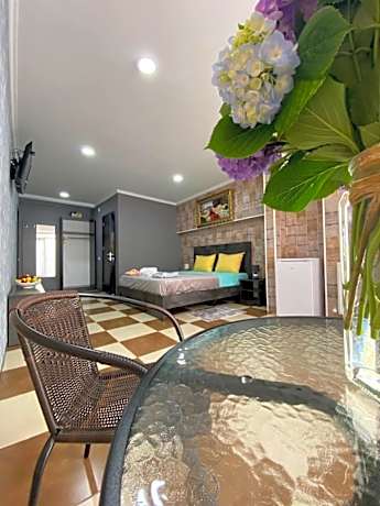 Batumi West Hotel