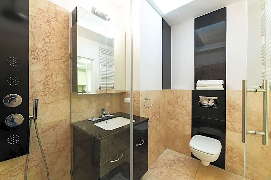 Platinum Towers Central Apartments