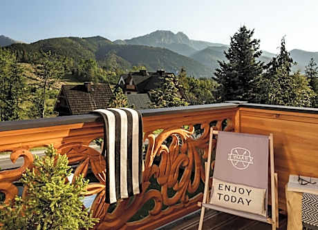 Villa 11 Folk & Design