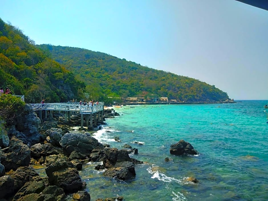 Sawasdee Seaview Pattaya