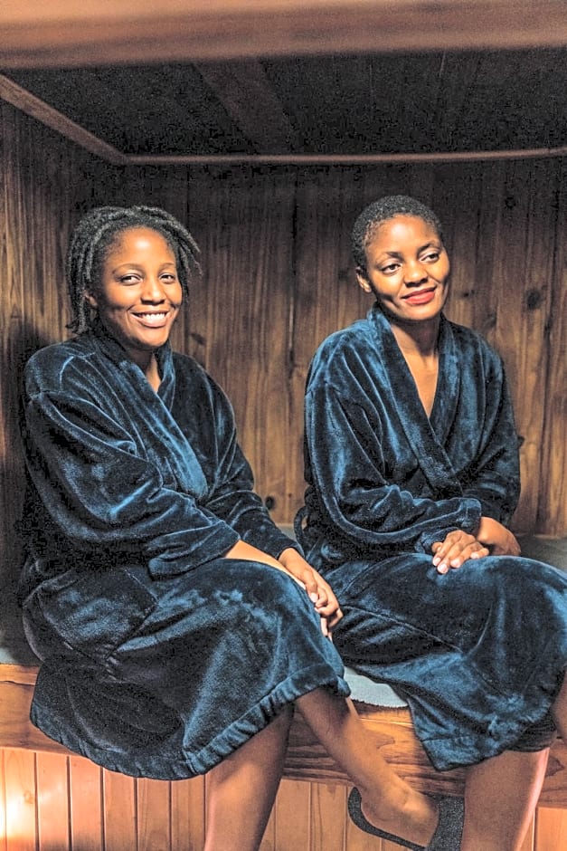 Hakunamatata Lodge & Health Spa/ Wedding & Conference venue