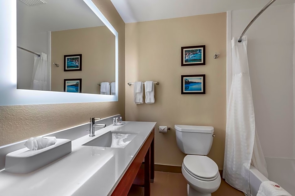 Comfort Inn & Suites Middletown - Franklin