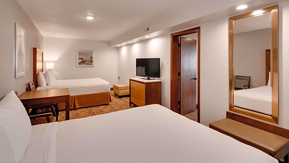 Best Western Plus Longbranch Hotel & Convention Center