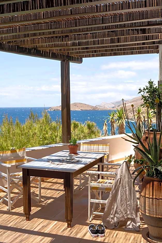 Lotos Beach Home