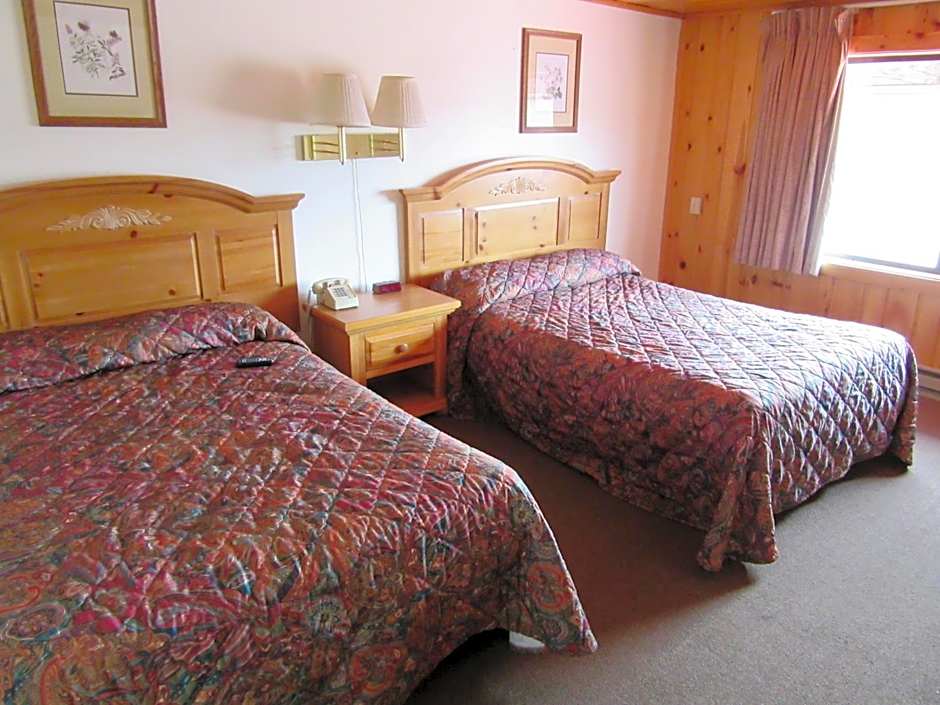 Travelers Lodge