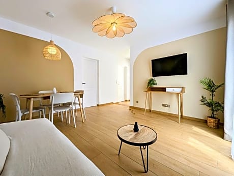 One-Bedroom Apartment, appart'hotel formula