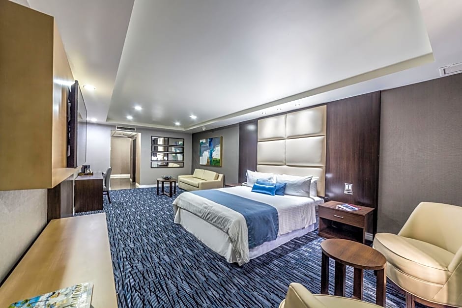 Hotel Pueblo Amigo