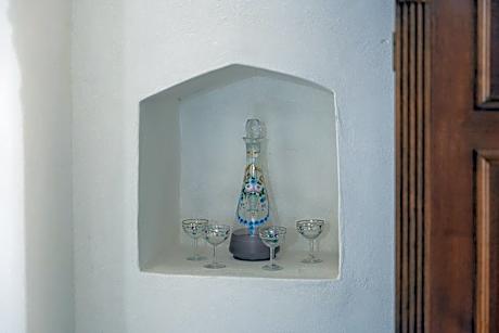 Apartment with Garden View